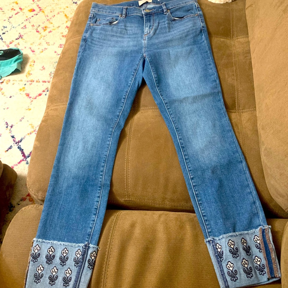 Size 2 LOFT jeans gorgeous paisley trim